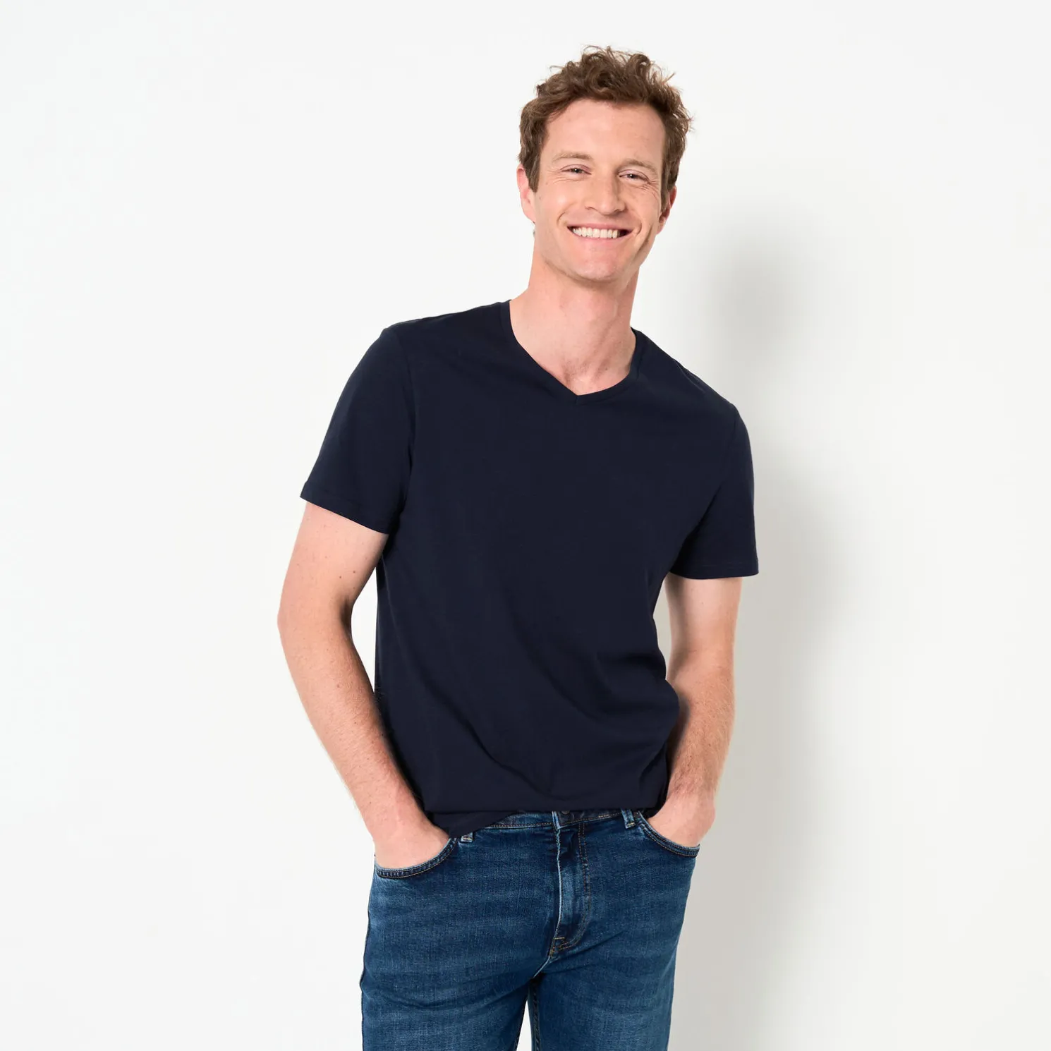 Basic T-shirt met V-hals in biokatoenn