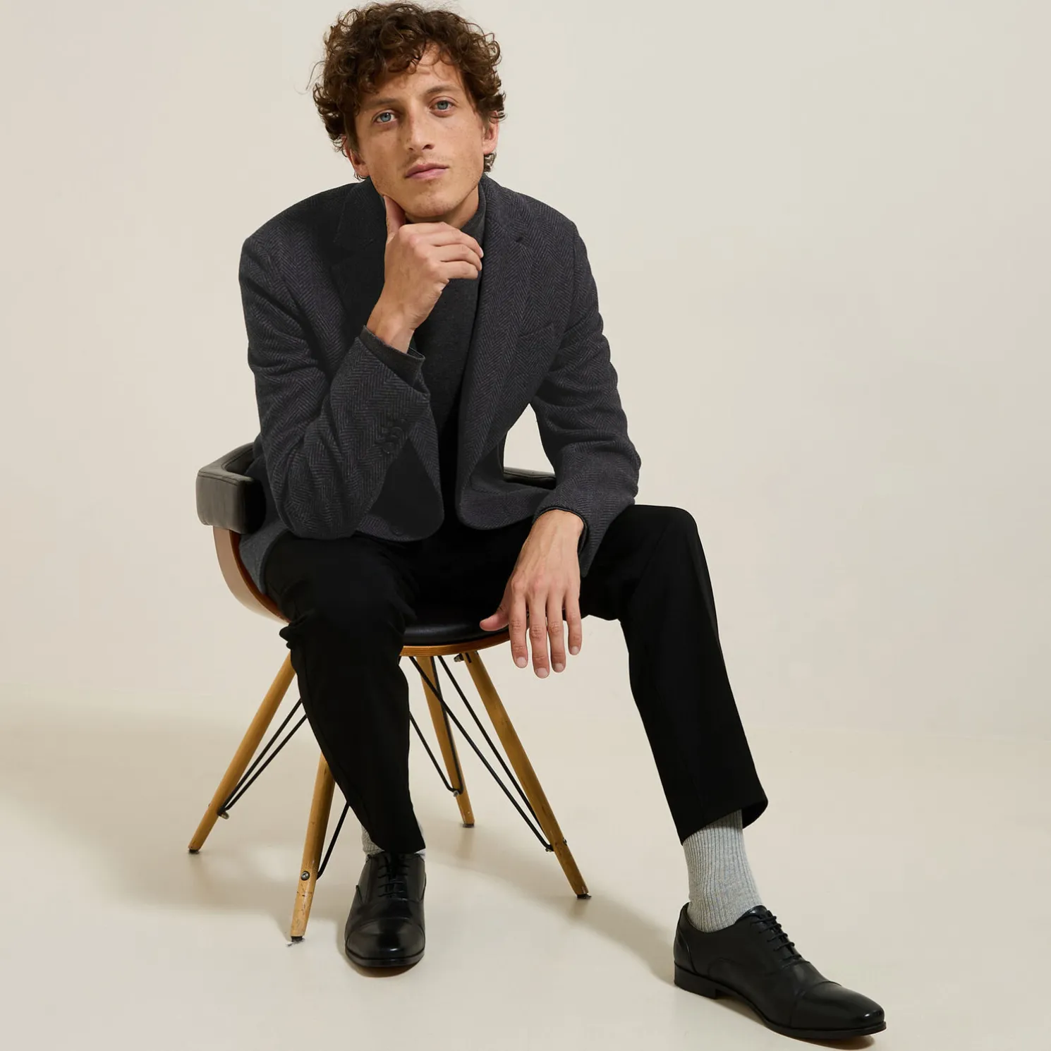 Blazerjasje met visgraatmotief