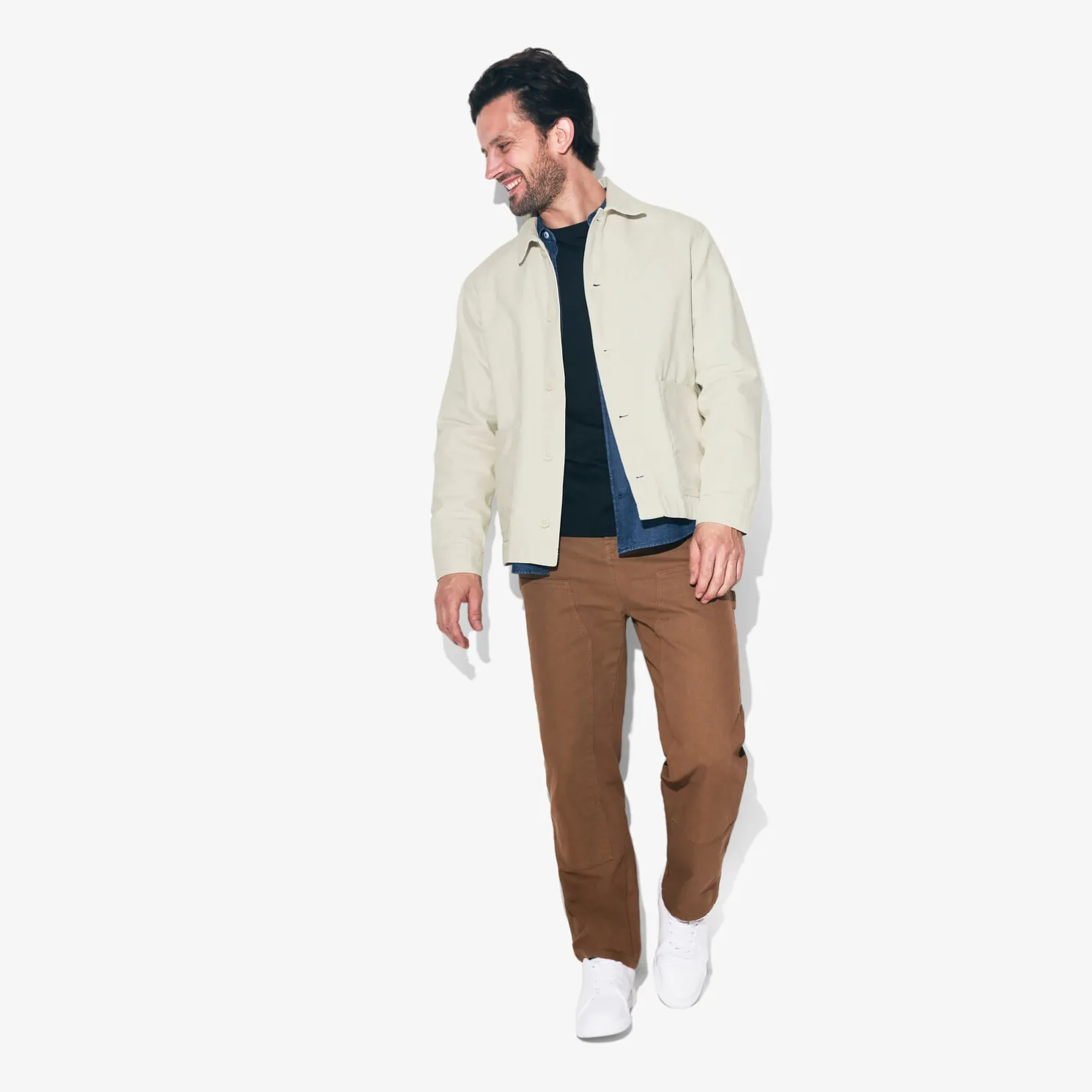 Brede chinobroek met plooien