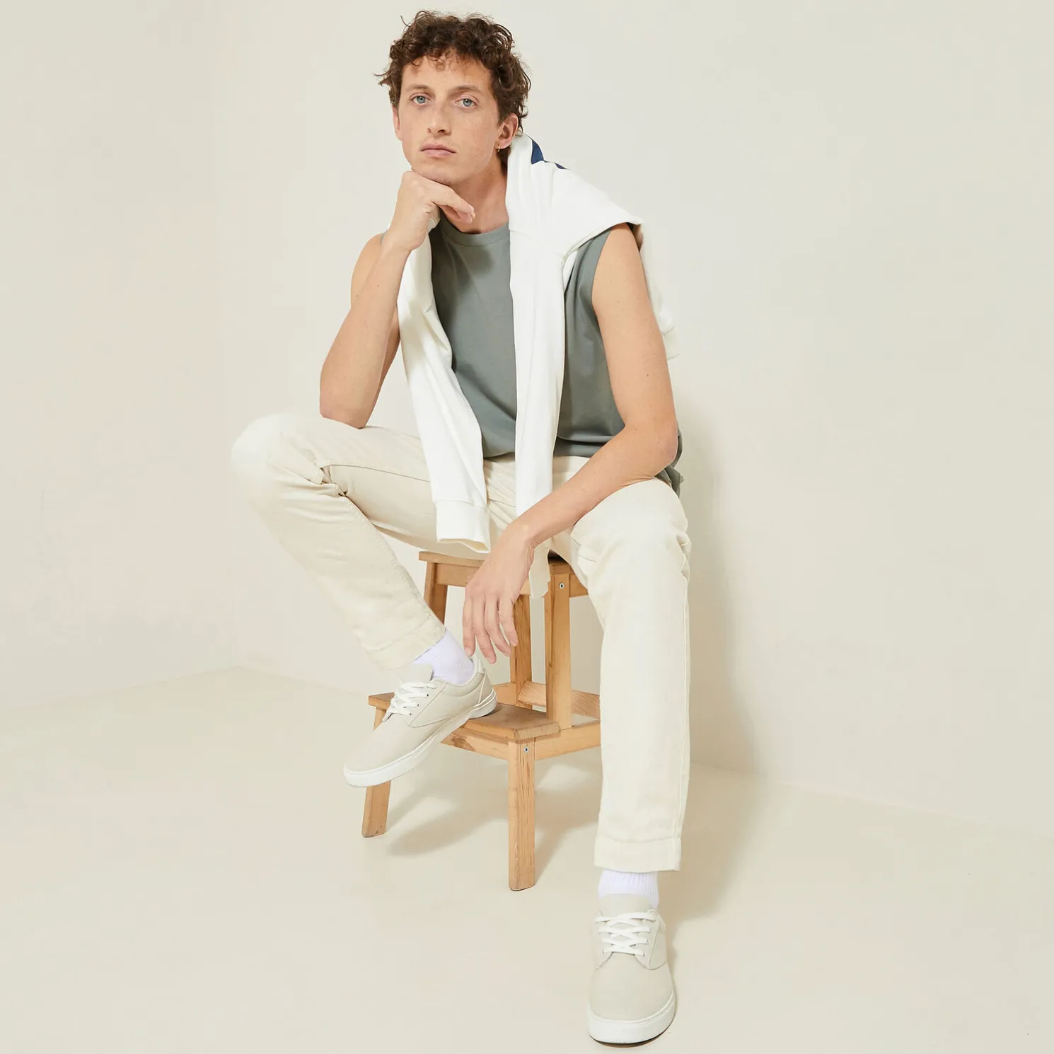 Effen mouwloos hemdje met ronde hals in katoen