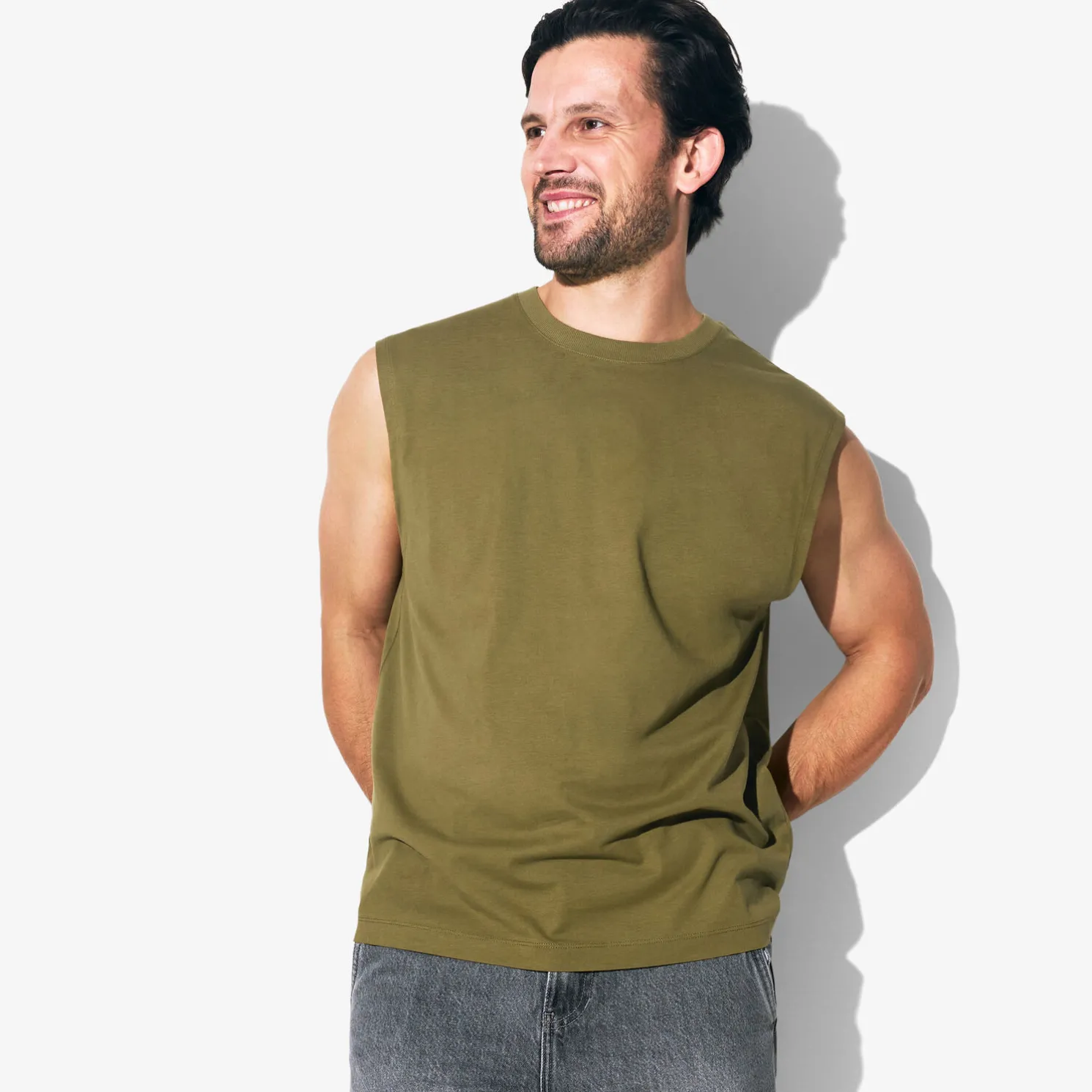 Effen mouwloos hemdje met ronde hals in katoen