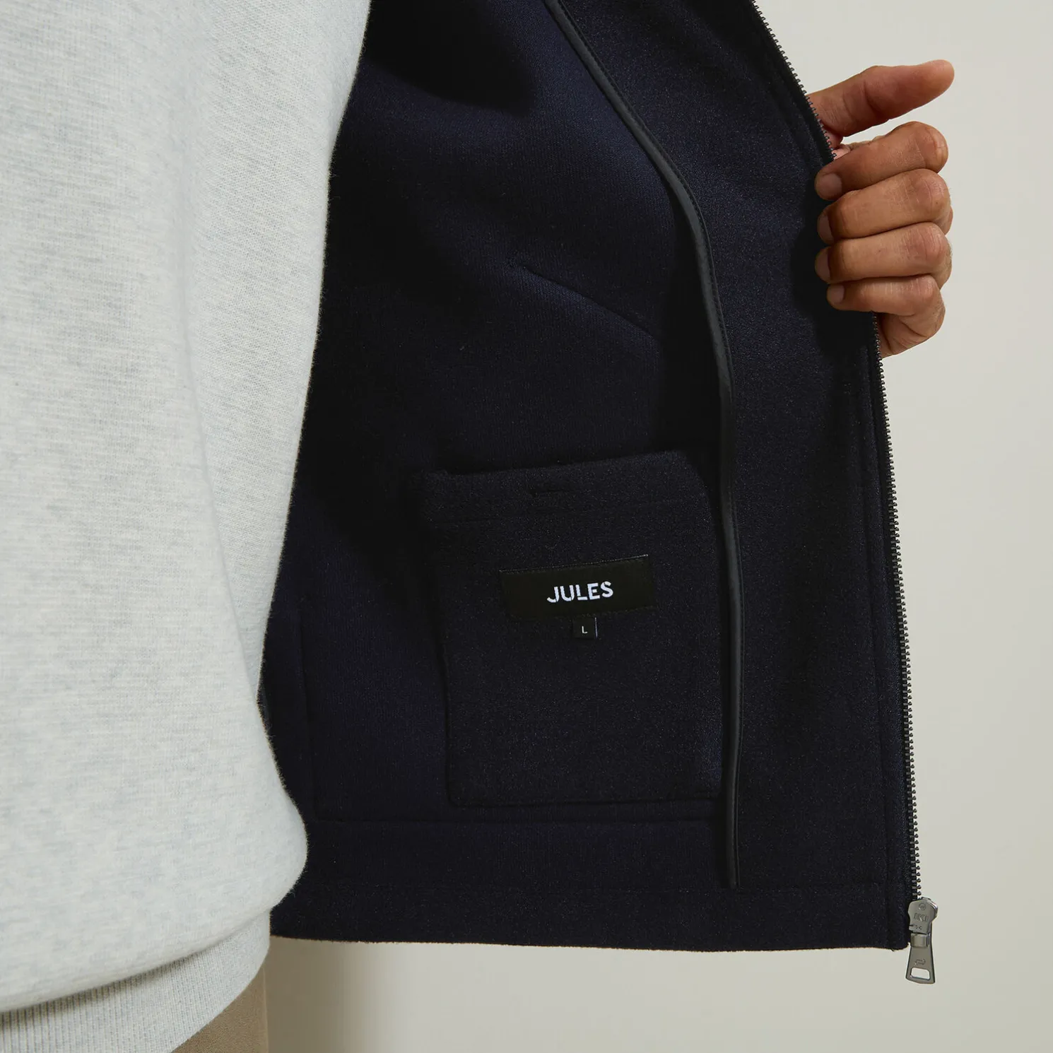 Jack met hemdskraag en rits