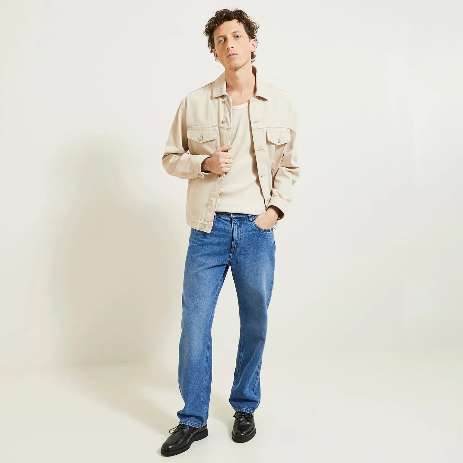 Mouwloos hemdje in 2x2 ribboord