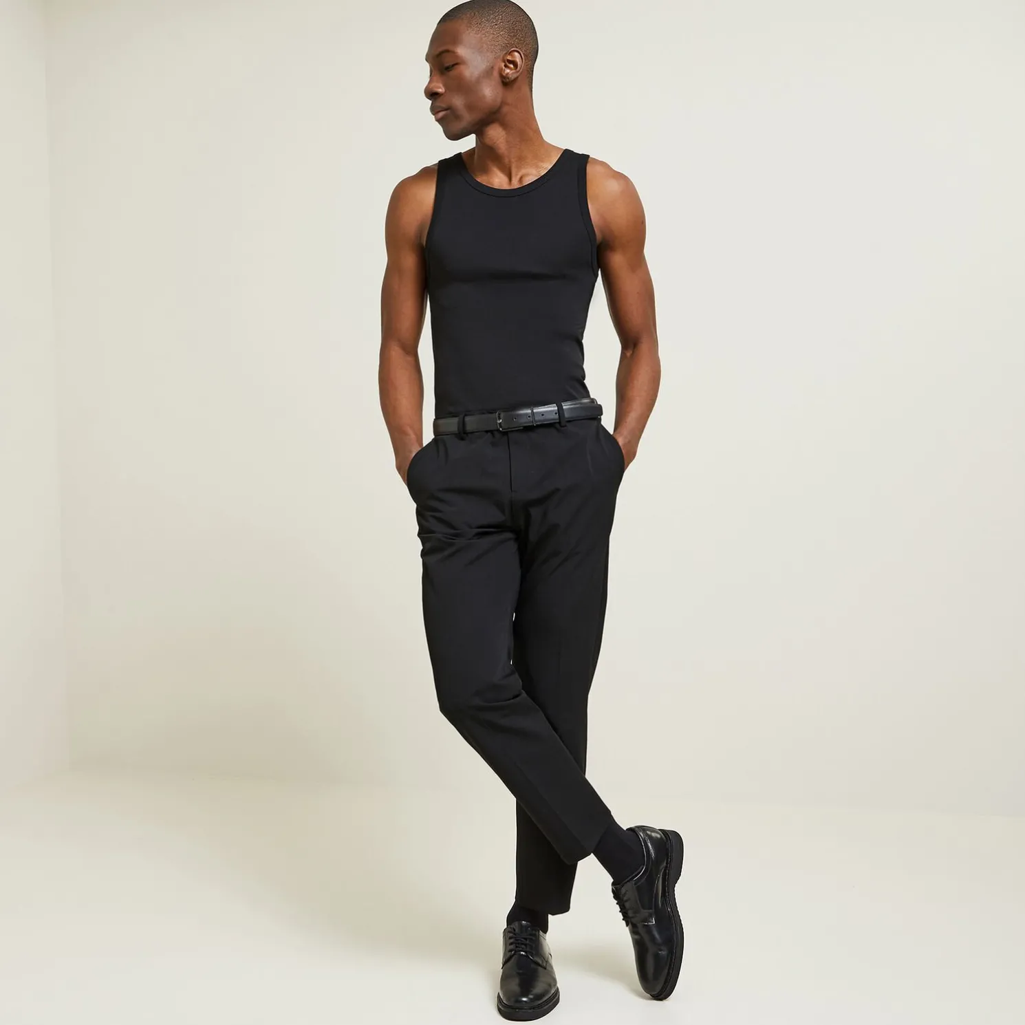 Mouwloos hemdje in 1x1 ribboord