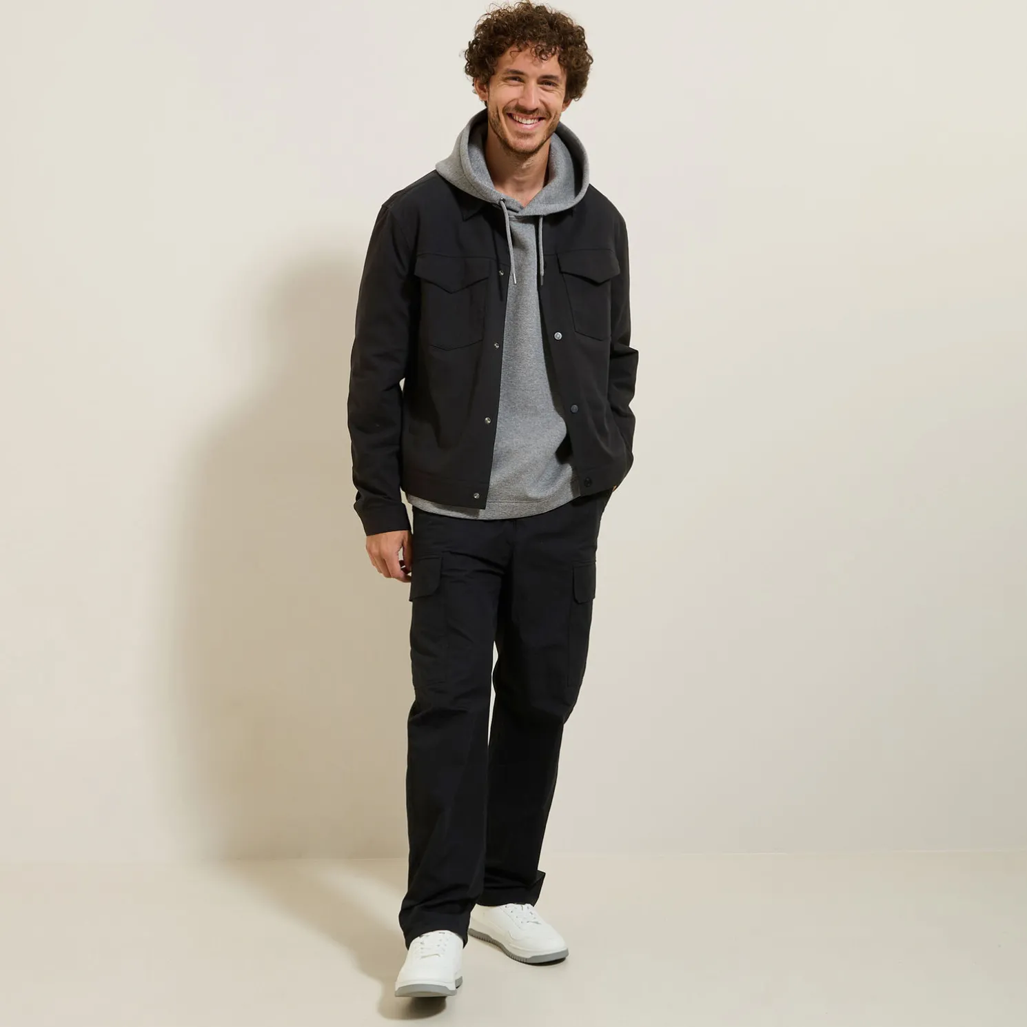 Rechtvallende oversized sweater met kap