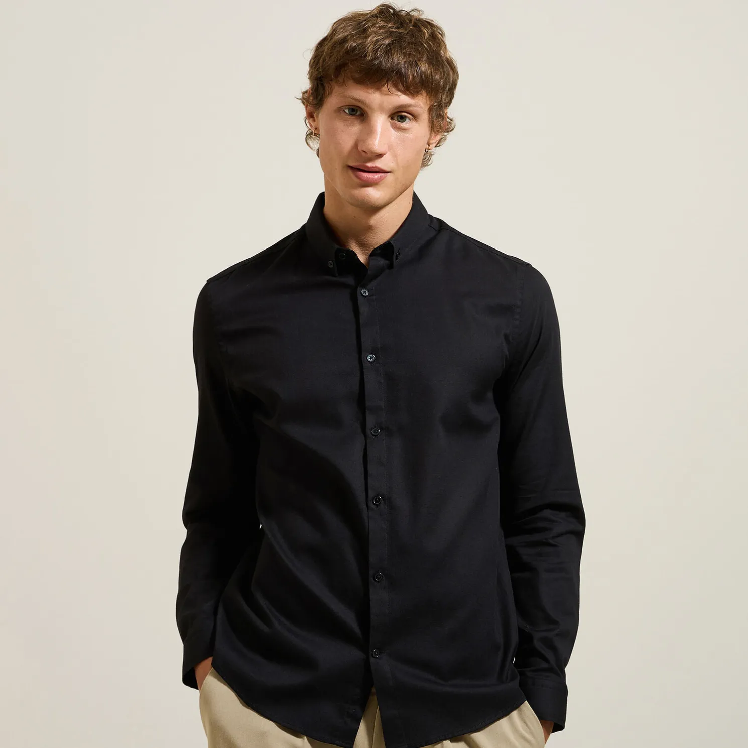 Regular effen hemd in biokatoen