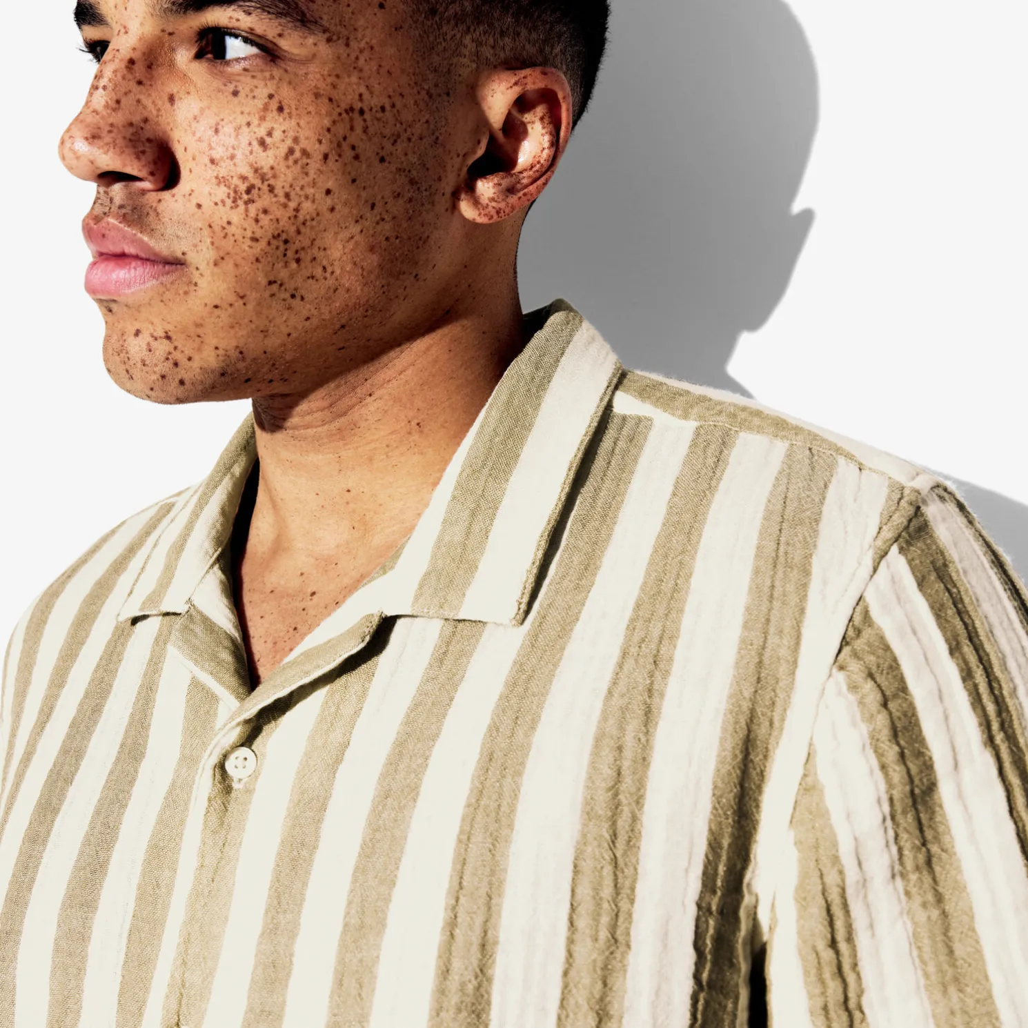 Regular fit gestreept overhemd met korte mouw van