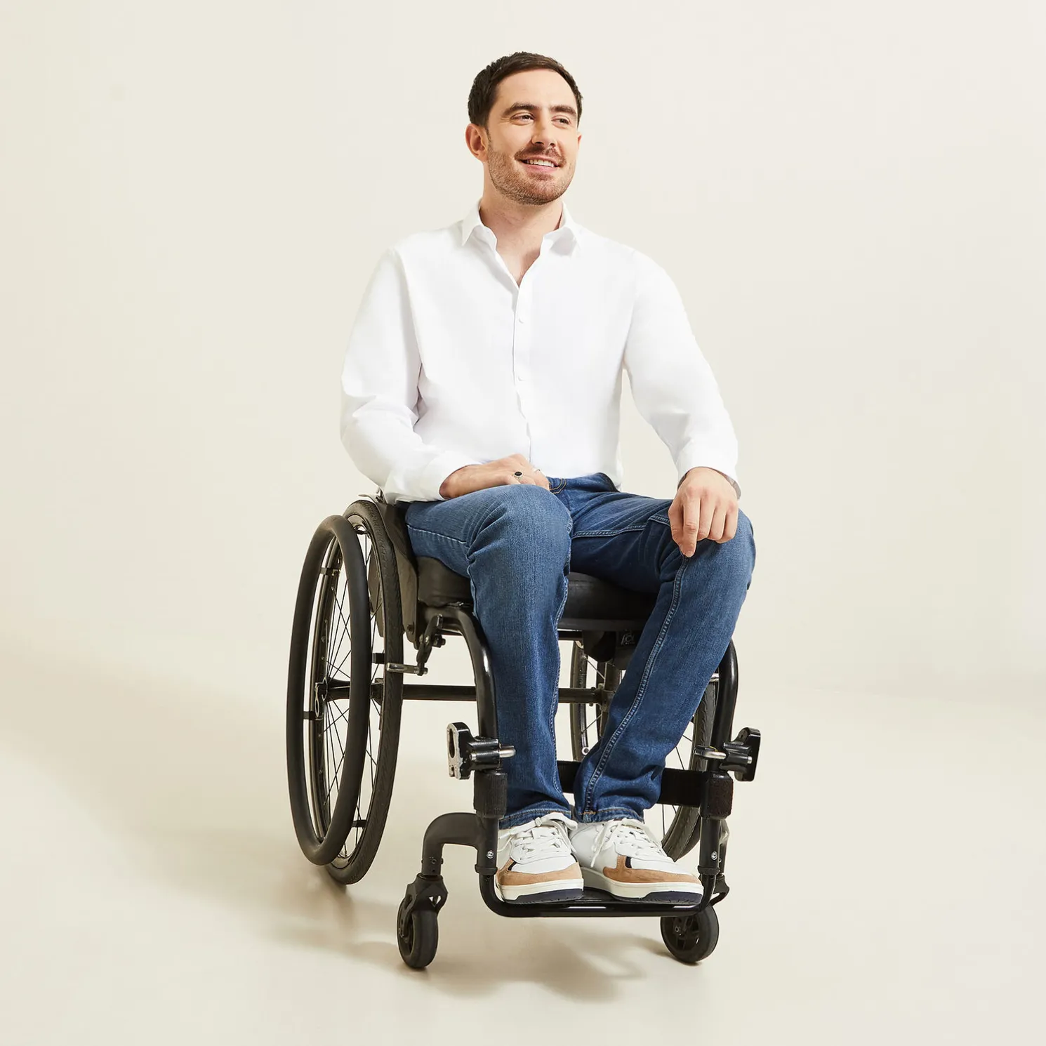 Regular hemd voor personen met beperkte mobiliteit