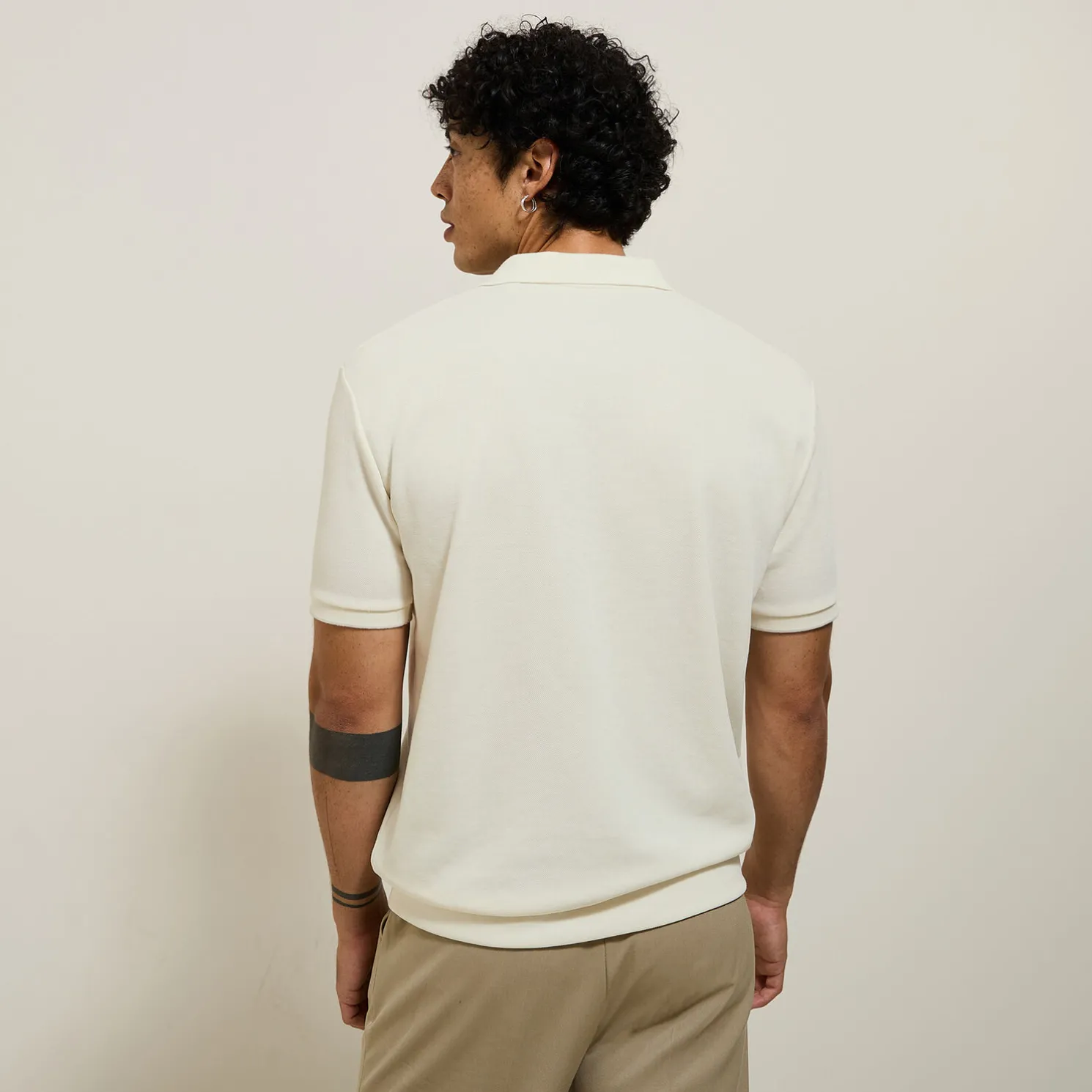 Relax polo in textuurstof met korte mouwen en polo