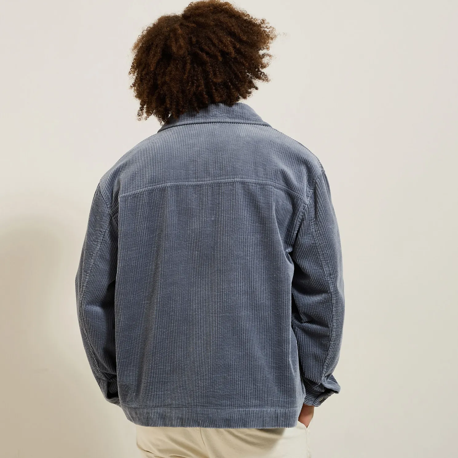 Ribfluwelen jack hemdskraag