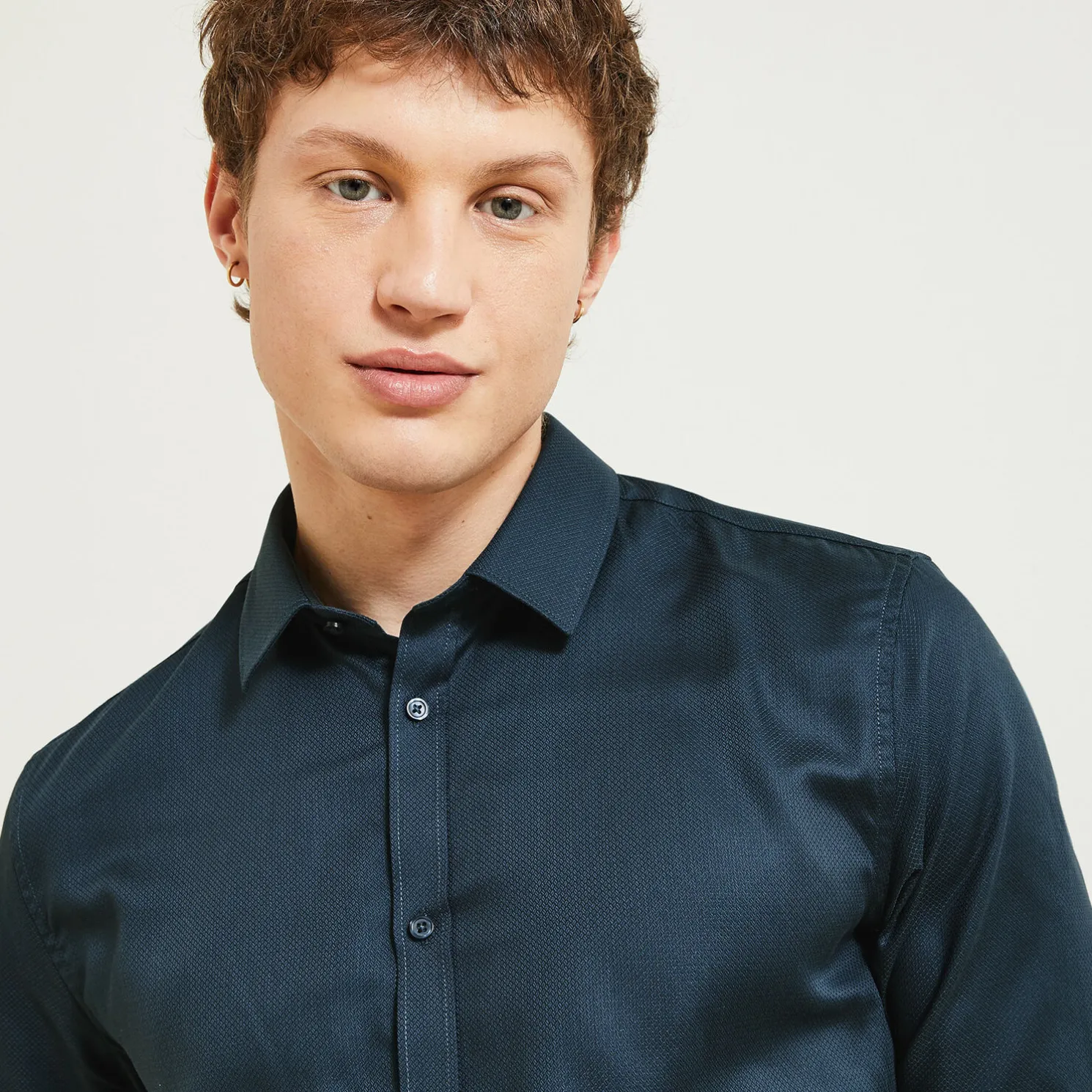 Slim effen hemd 'stay white/black' in katoen