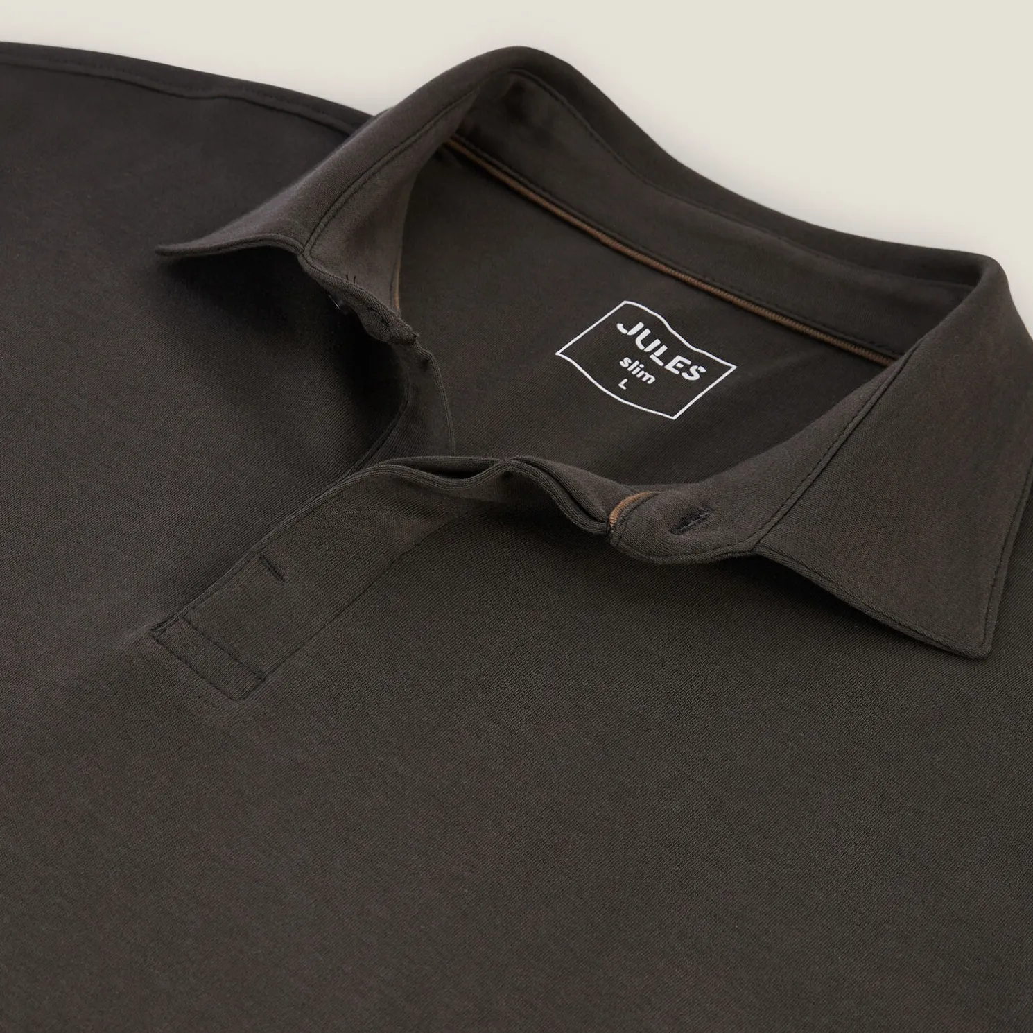 Slim effen polo met korte mouwen en Italiaanse kra