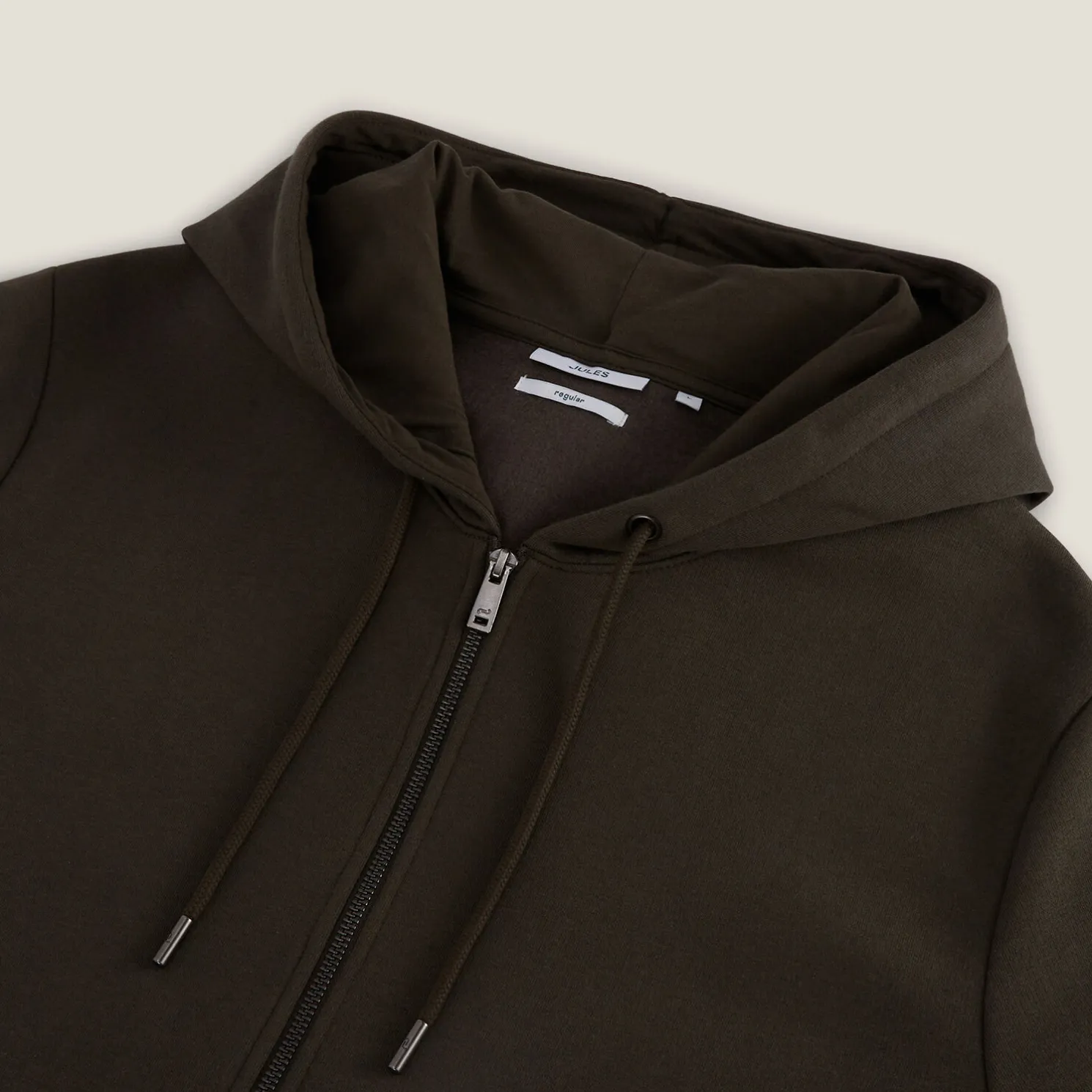 Sweater met kap en rits