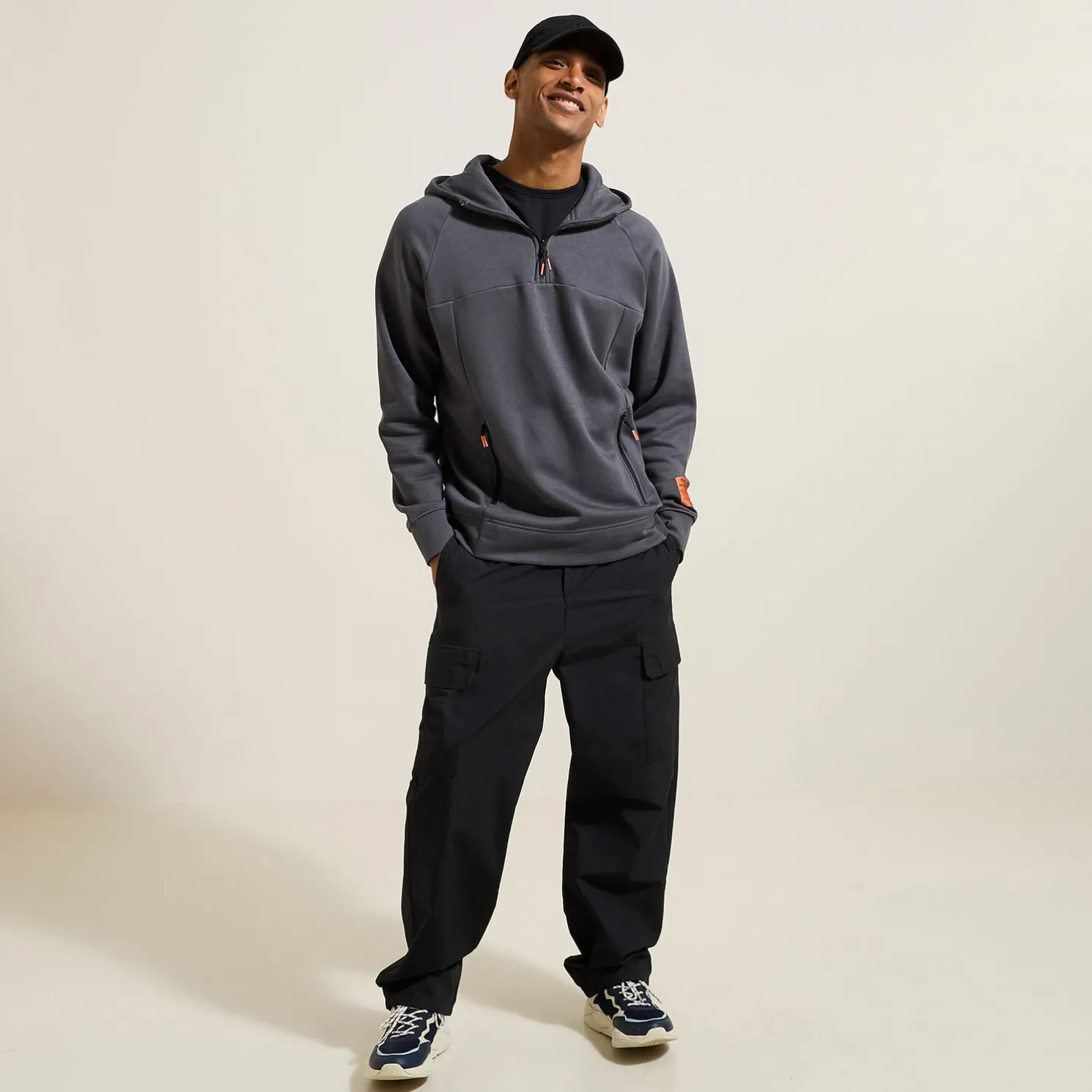 Sweater met kap in technische materie