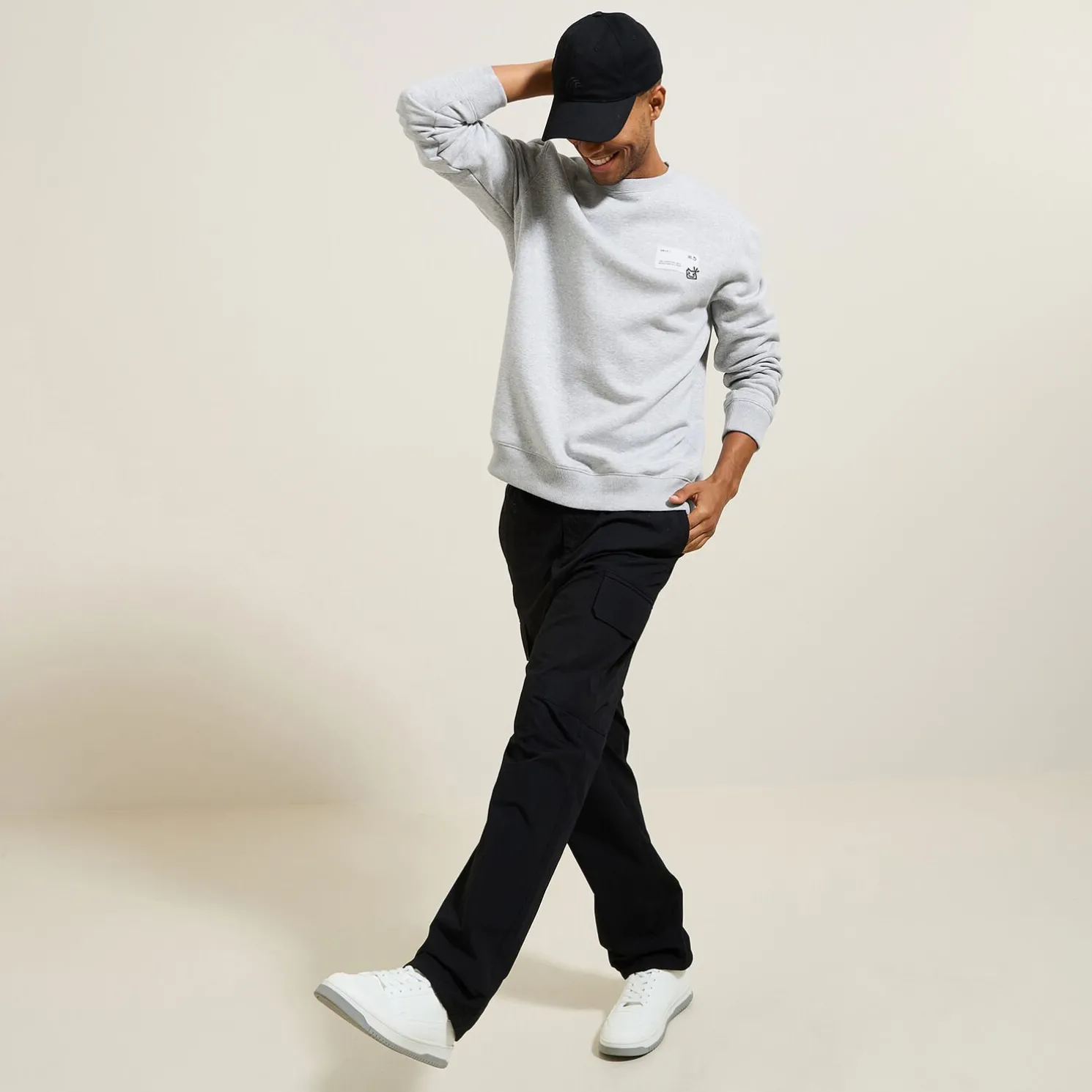 Sweater met ronde hals en print vooraan