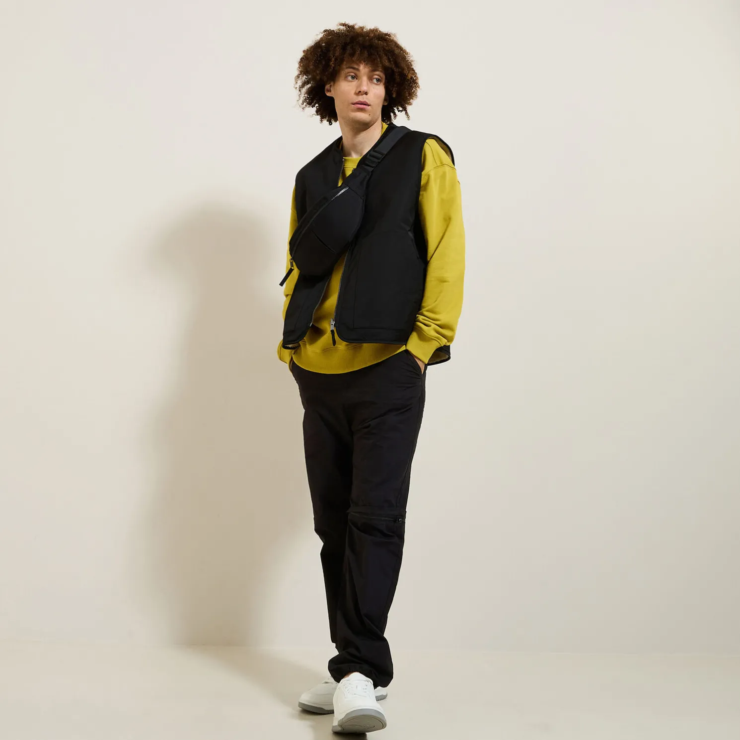 Sweater ronde hals, zak en afbeelding