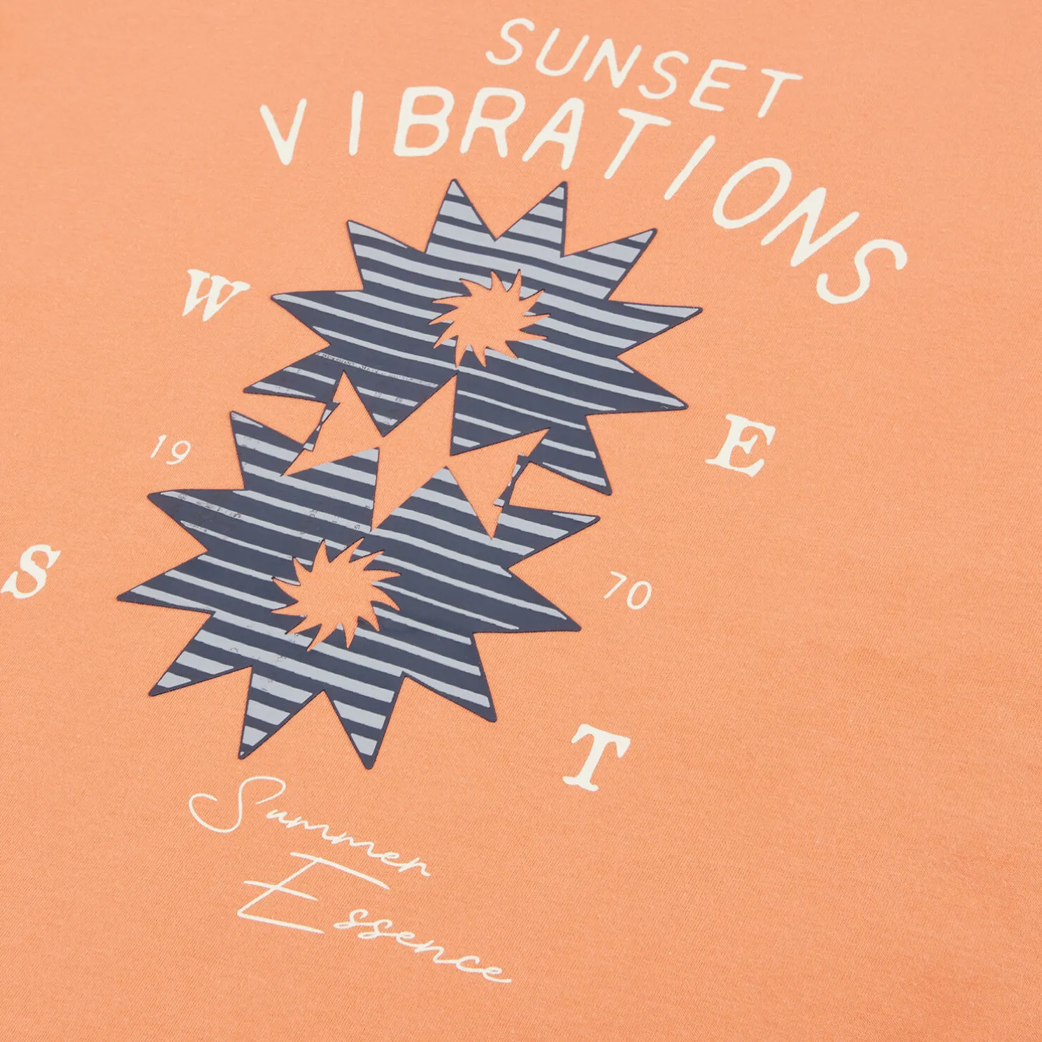 T-shirt aangebrachte print vooraan