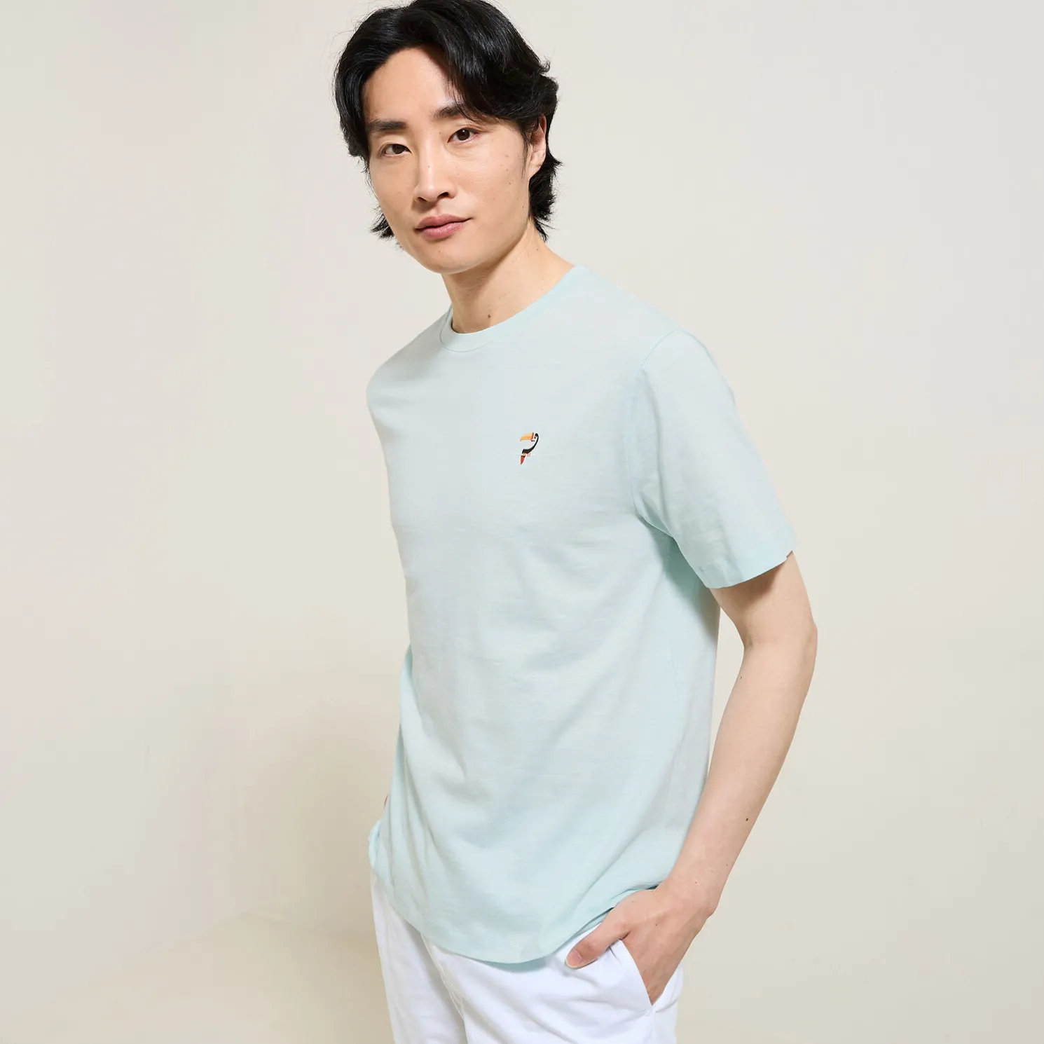 T-shirt in gevlamde stof met borduursel op de bors