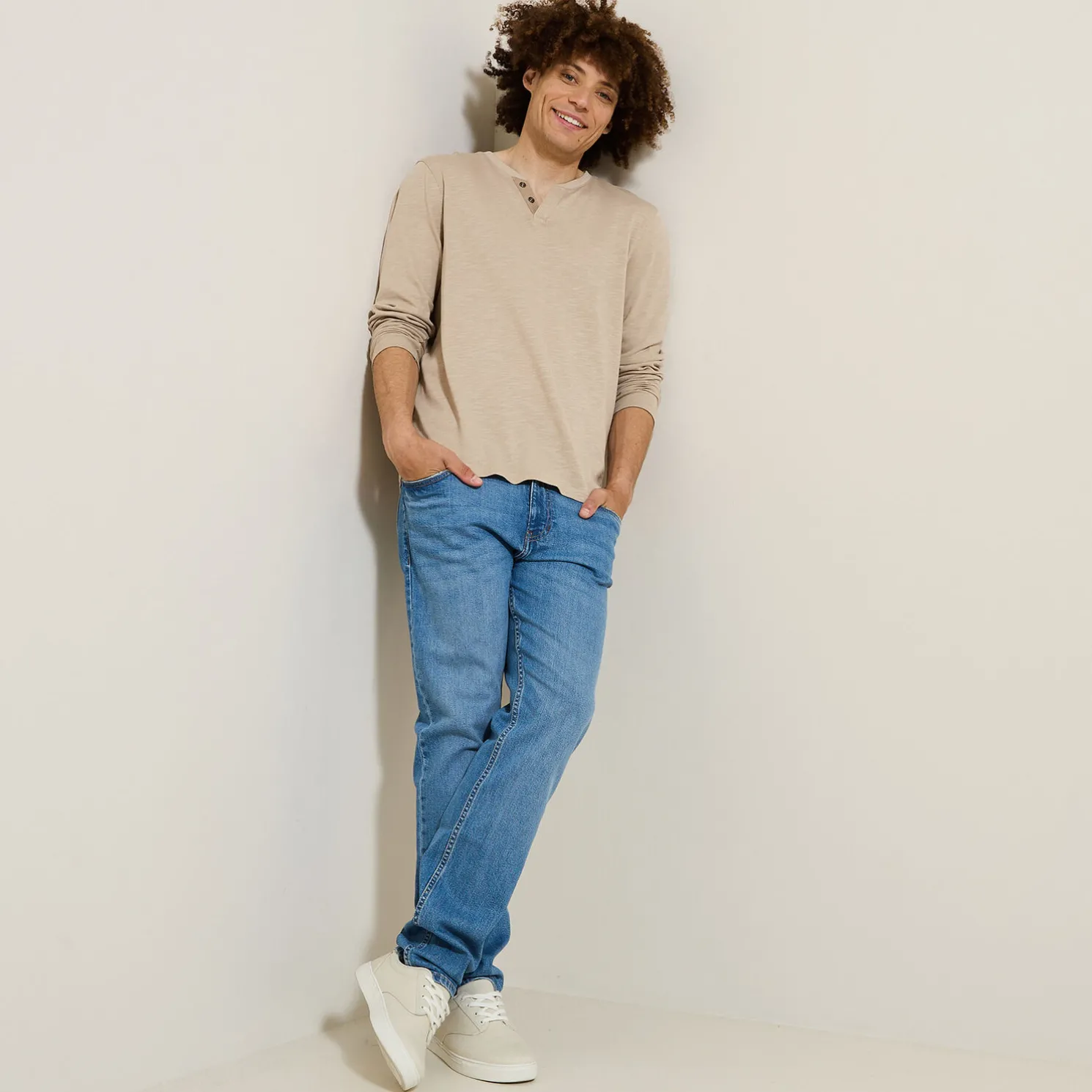 T-shirt met knooplijst en lange mouwen