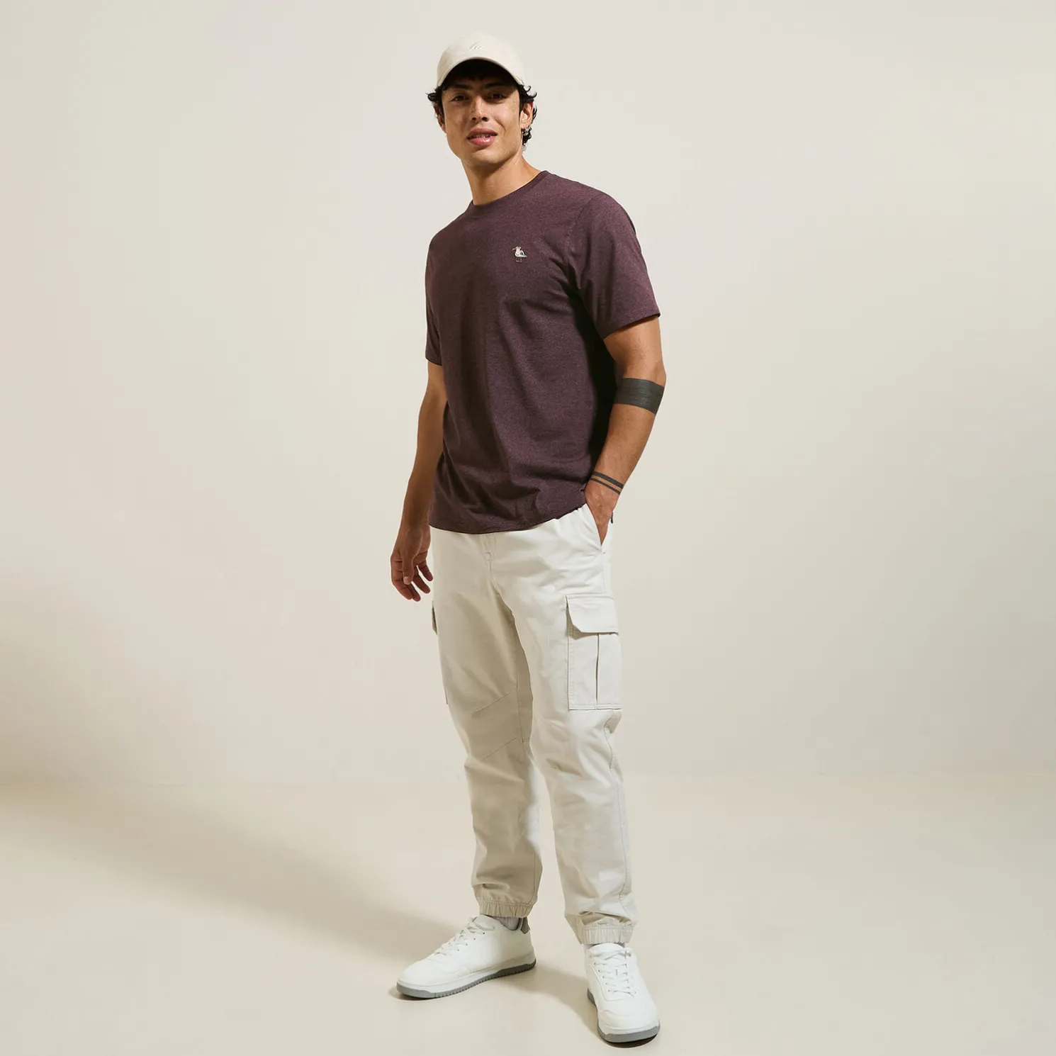 T-shirt van gemêleerd katoenen met ronde hals, ka